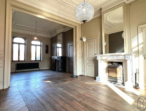                                         Herenwoning te koop in Wodecq, € 570.000
