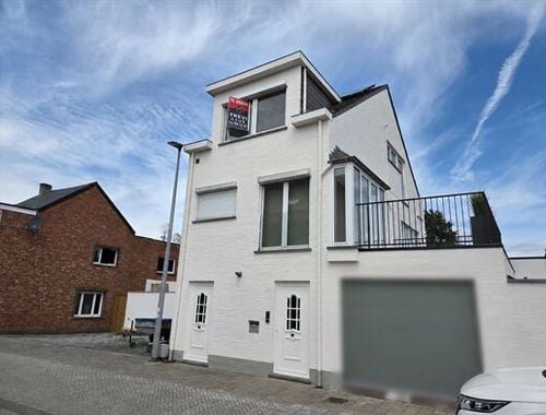                                         Maison à louer à Ruisbroek, € 995
