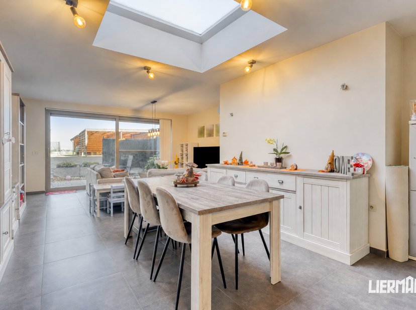 Appartement te koop in Stationsstraat 136 bus 1,
                    9550 Herzele