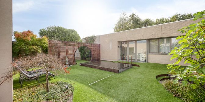 Bien professionnel à vendre à Kapellestraat 88, 8020 Oostkamp