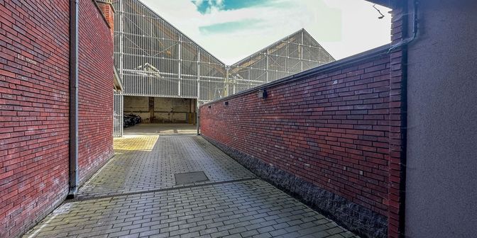 Garage à louer à Boulevard Delwart 12, 7500 Tournai