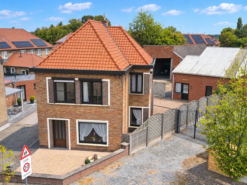 Huis te koop in Blakstraat 8,
                    9900 Eeklo