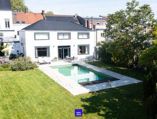                                         Herenwoning te koop in Moeskroen, € 695.000
