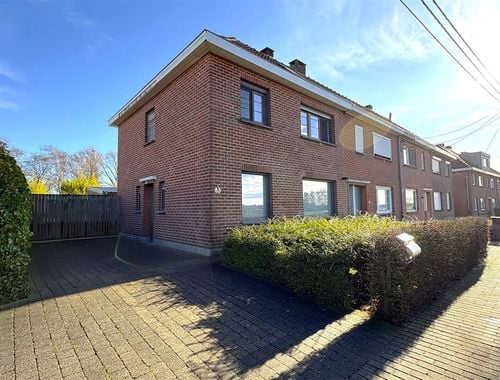                                         Maison unifamiliale à vendre à Heestert, € 298.000
