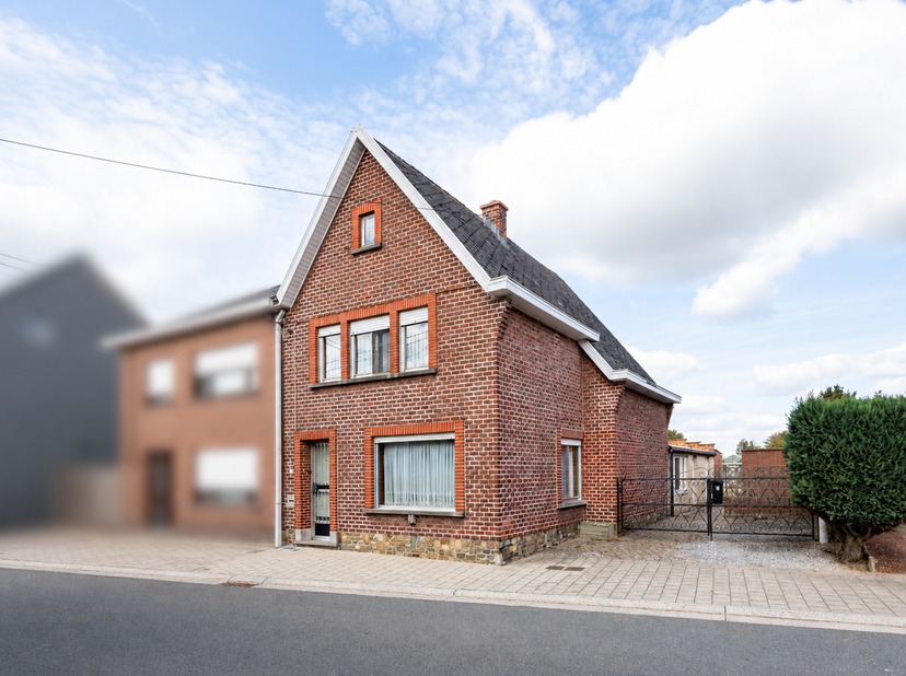 Huis te koop in Heiplasweg 46,
                    9340 Lede