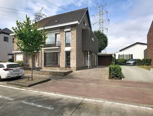                                         Woning te koop in Bazel, € 325.000
