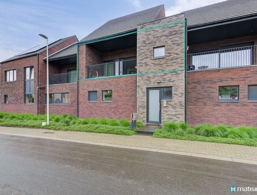                                         Appartement à louer à Riemst, € 850
