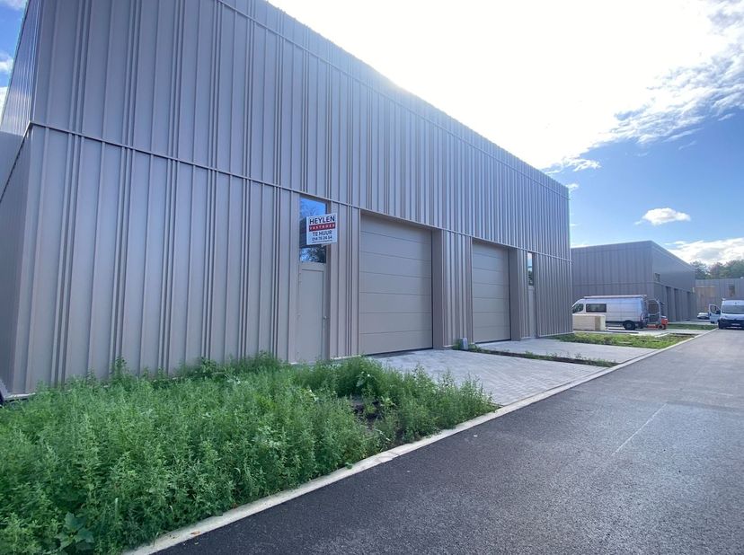 Bedrijfsvastgoed te huur in Fabriekstraat 1 bus D,
                    2260 Westerlo