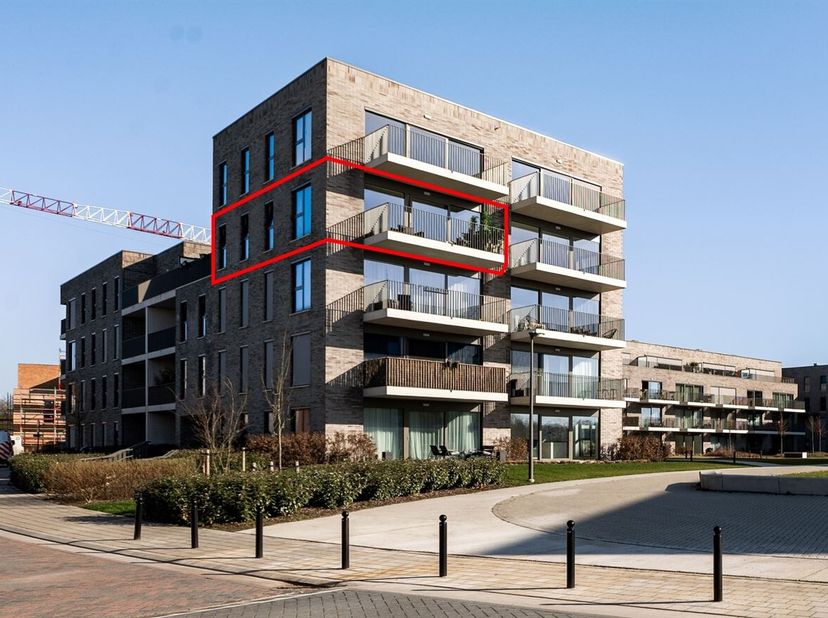 Ligging:<br />
Dit moderne appartement ligt in het rustige en recent ontwikkelde project Heizijde in Turnhout, op korte afstand van het centrum. De lo