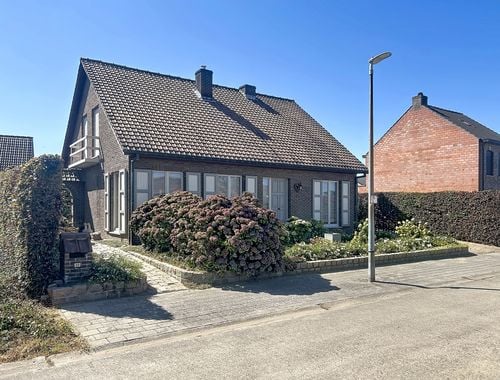                                         Woning te koop in Herenthout, € 449.000
