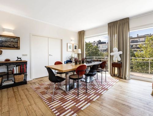                                         Appartement te koop in Ukkel, € 1.100.000
