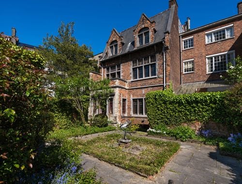                                         Maison à vendre à Ixelles, € 2.150.000
