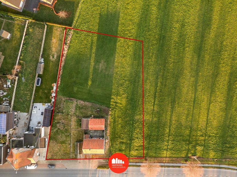 Perceel bouwgrond op rustige ligging in Zuidschote met open zicht over de velden.<br />
In het charmante Zuidschote, bieden wij u deze nieuw te bouwen