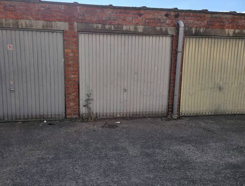                                         Garagebox te koop in Deurne, € 25.000
