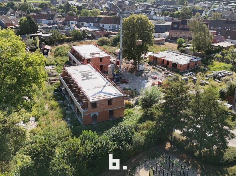 Bezoek de werf geheel vrijblijvend iedere zaterdag ochtend van 9 h -10 h .<br />
<br />
In de Hemelbeekstraat te Koolkerke bieden wij jullie een klein