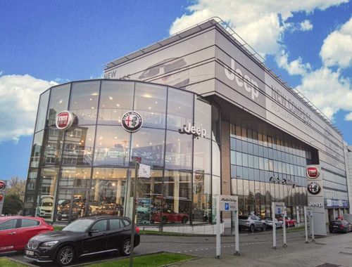                                         Bedrijfsgebouw te huur in Oudergem, € 64.889,25
