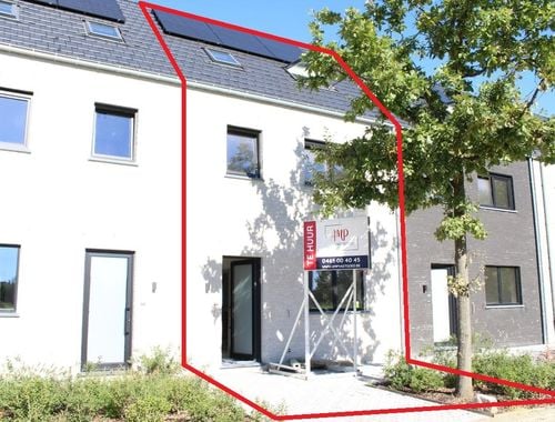                                         Maison à louer à Hallaar, € 1.550
