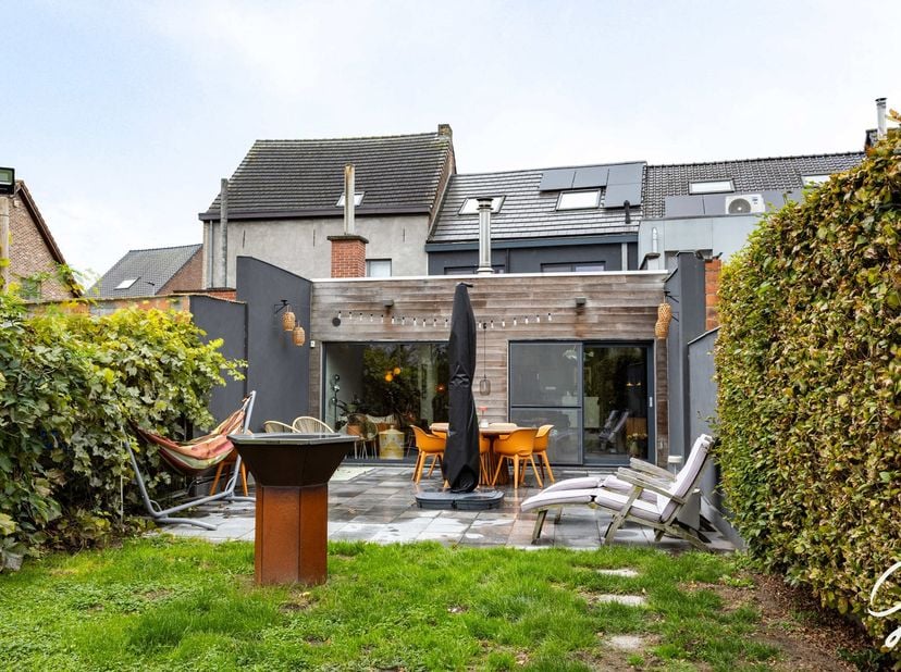 Huis te koop in Broekstraat 11,
                    9310 Herdersem