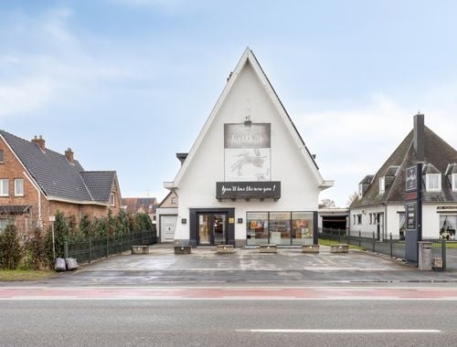                                         Bien commercial à vendre à Gistel, € 695.000
