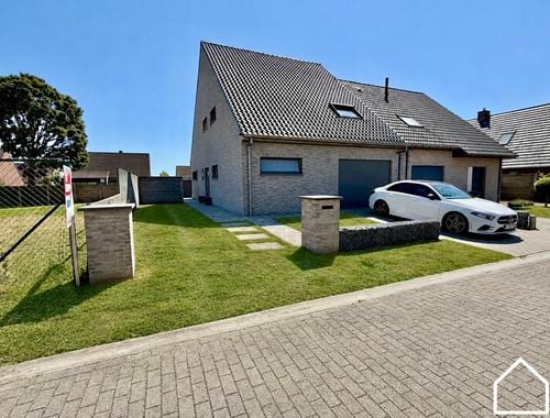                                         Woning te koop in Brielen, € 399.000
