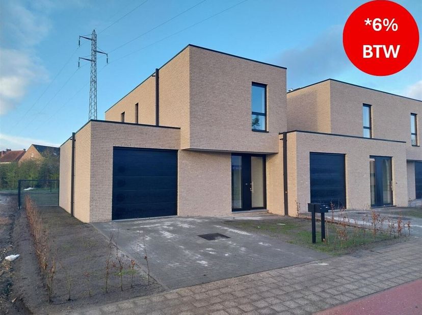 OPENDEURDAG ZONDAG 26 APRIL van 10.00u tot 12.00u <br />
VERKOOP AAN 6% BTW mogelijk onder voorwaarden !<br />
Nieuwbouwproject van 5 ruime, moderne w