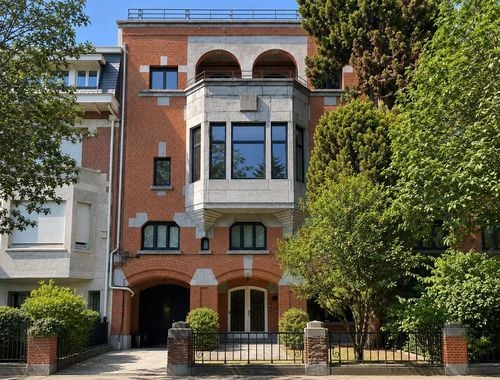                                         Penthouse te huur in Etterbeek, € 4.200
