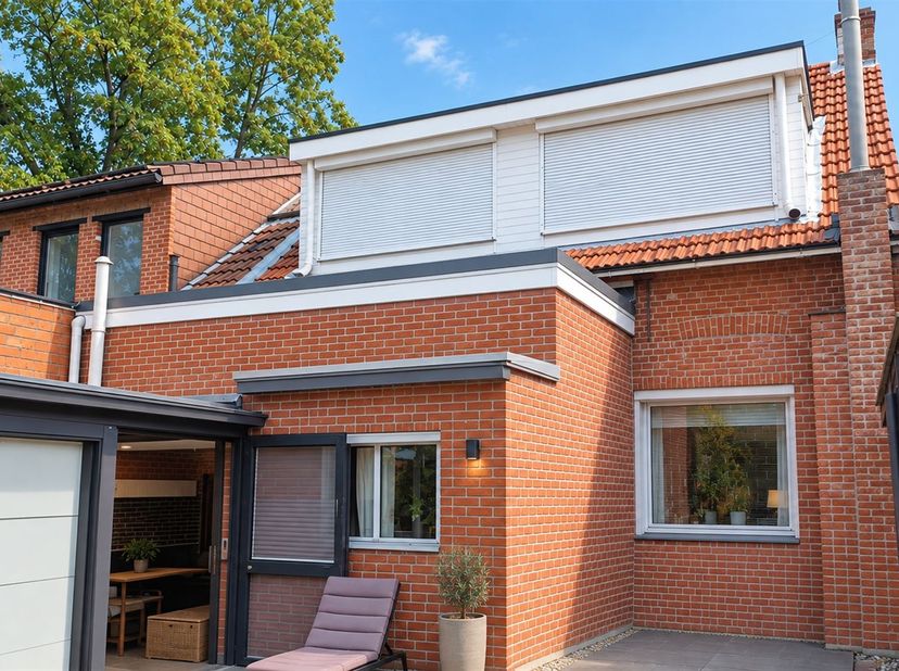 Huis te koop in Eugeen Van de Vellaan 43,
                    2970 Schilde