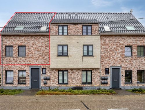                                        Duplex te koop in Houtvenne, € 359.000
