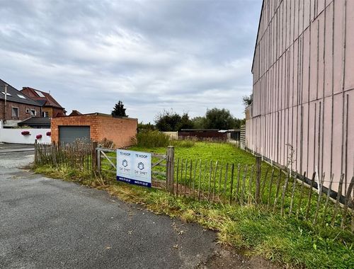                                         Bouwgrond te koop in Viane, € 124.900
