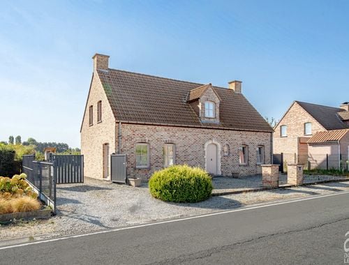                                         Woning te koop in Laplaigne, € 385.000
