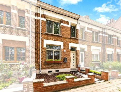                                         Maison à vendre à Ath, € 225.000
