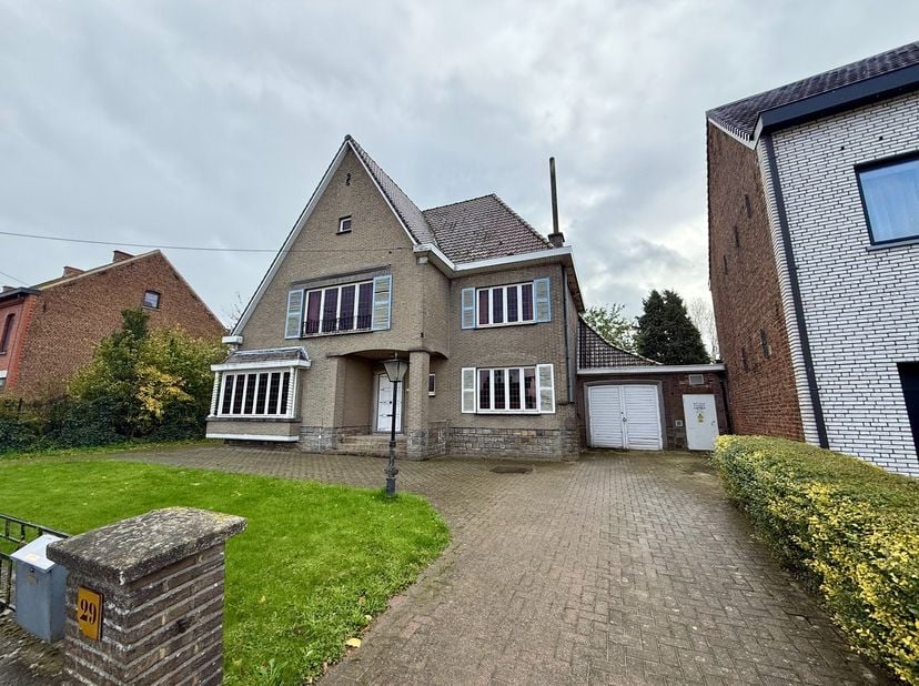 Huis te koop in Oudenaardsestraat 29,
                    9660 Elst