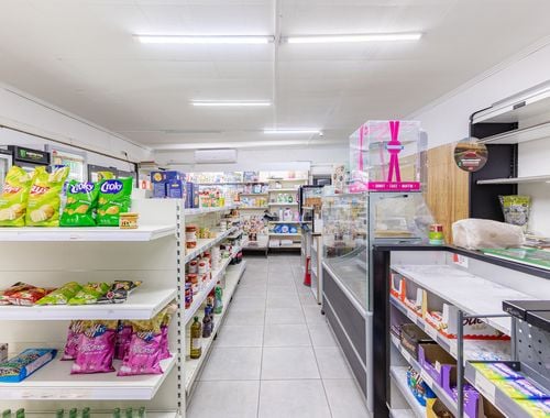                                         Handelszaak te koop in Monceau-sur-Sambre, € 15.999

