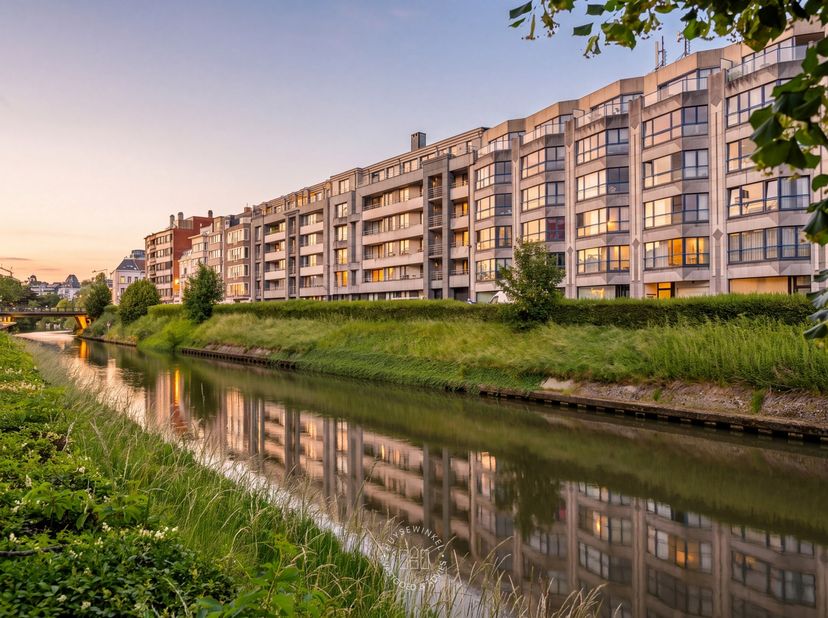 Appartement te koop in Eedverbondkaai 73,
                    9000 Gent