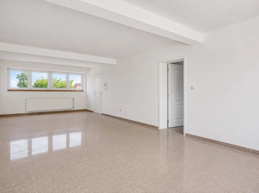 Appartement te koop in DIESTERSTEENWEG 99,
                    3510 Kermt