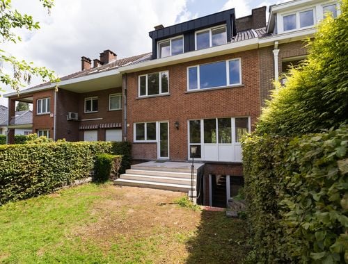                                         Woning te huur in Sint-Pieters-Woluwe, € 3.950
