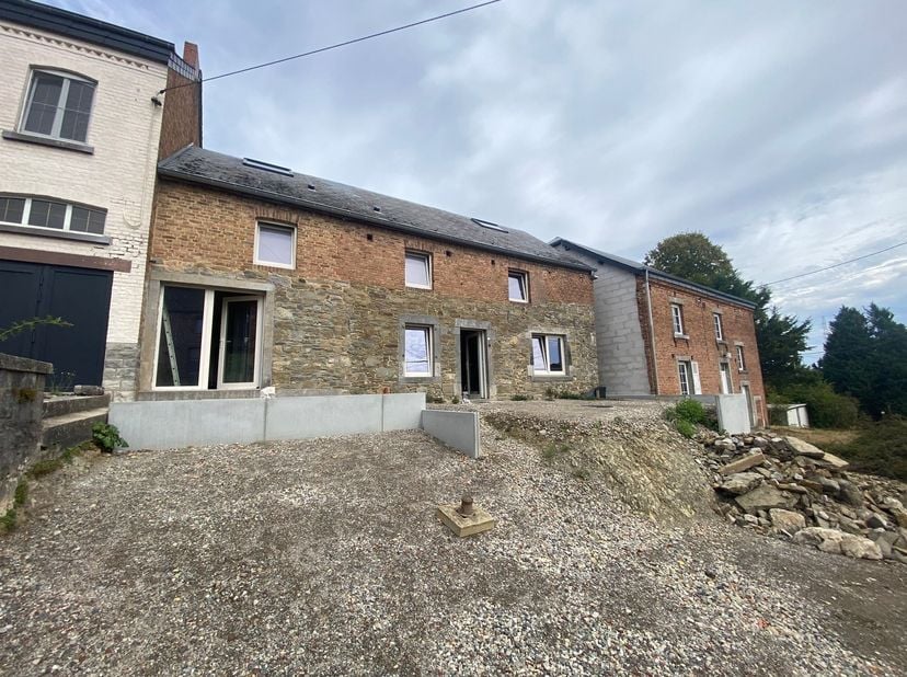 Huis te koop in ,
                    5560 Hulsonniaux