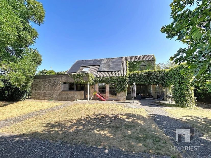 Maison à vendre
                    à 3980 Tessenderlo