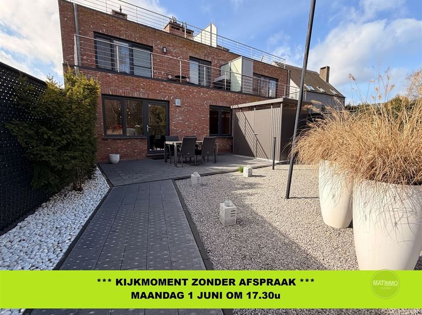Bienvenue dans cet appartement très bien situé à Mol, un espace de vie moderne et fonctionnel de 64m² qui est idéal pour les débutants ou les couples.