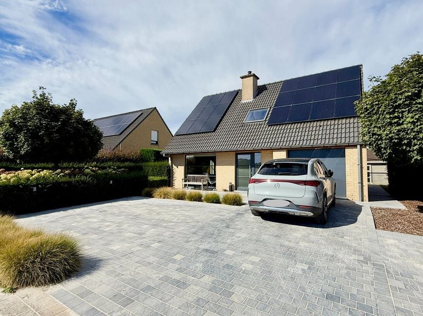 Huis te koop in Nedermolen 2,
                    9790 Petegem-aan-de-Schelde
