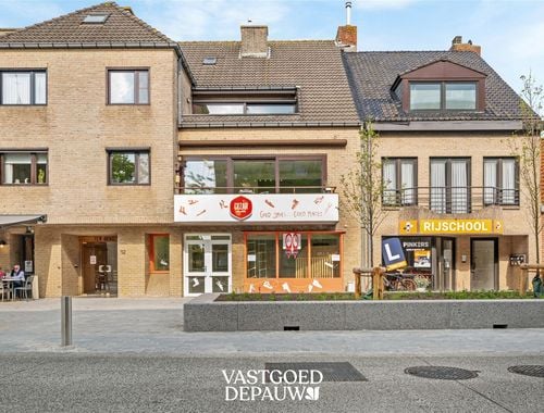                                         Handelspand met woonst te koop in Zedelgem, € 369.000
