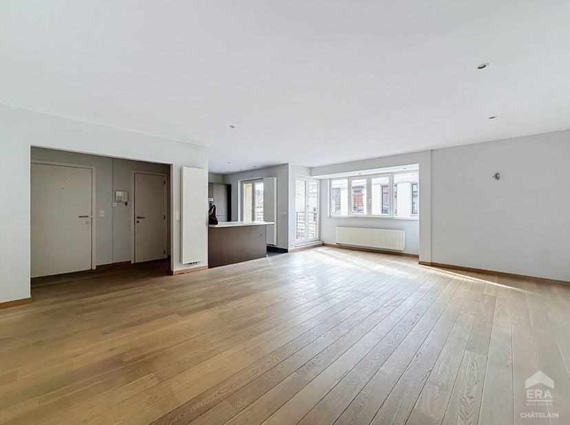 Appartement te huur in Rue Américaine 80 bus 2,
                    1050 Elsene