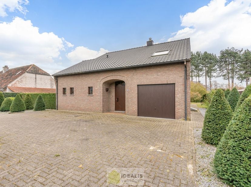 Maison à vendre
                    à 3960 Bree