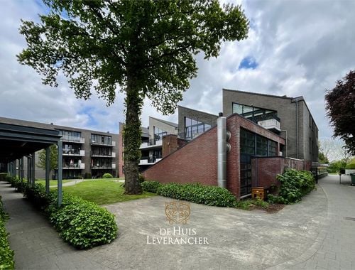                                         Assistentie-appartement te huur in Kontich, € 827,30
