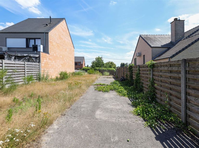 Terrain à vendre
                    à 3580 Beringen