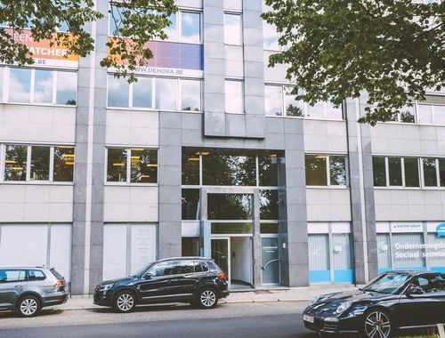                                         Bureaux à louer à Berchem, € 5.150
