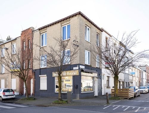                                         Appartement à vendre à Deurne, € 399.000
