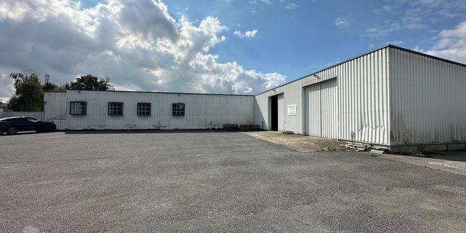 Bedrijfsvastgoed te koop in Beverenstraat 33, 8540 Deerlijk