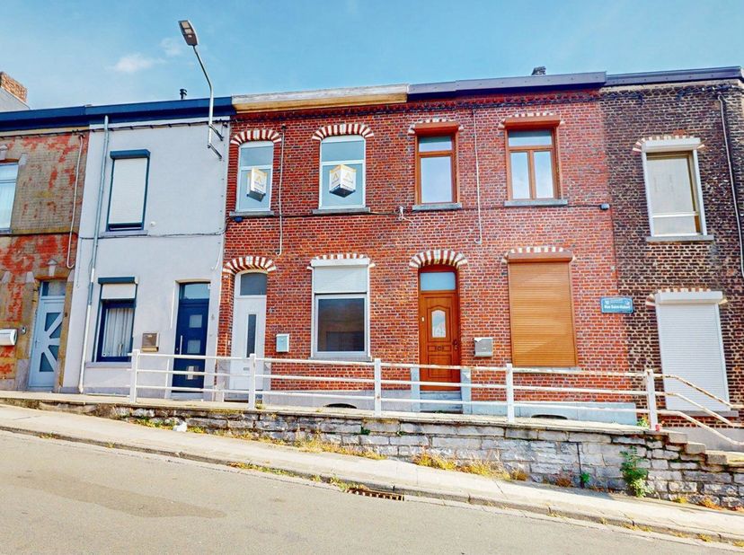 Maison à vendre à Rue Saint-Hubert 4,
                    7100 Haine-Saint-Pierre