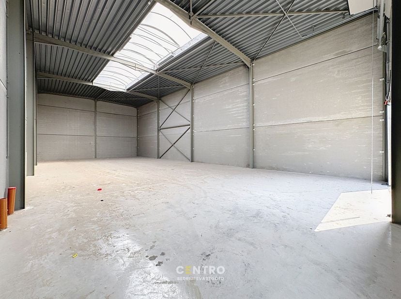 Bien professionnel à vendre
                    à 9900 Eeklo
